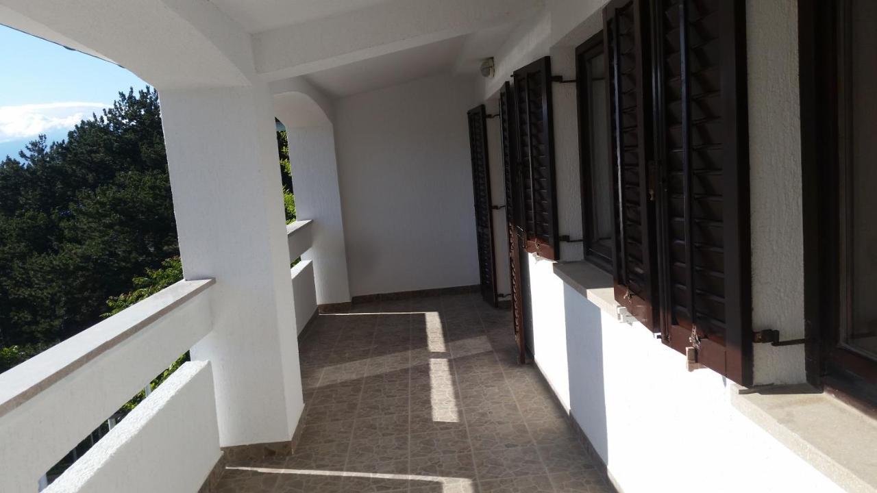 Apartmani Lisac Baška Εξωτερικό φωτογραφία