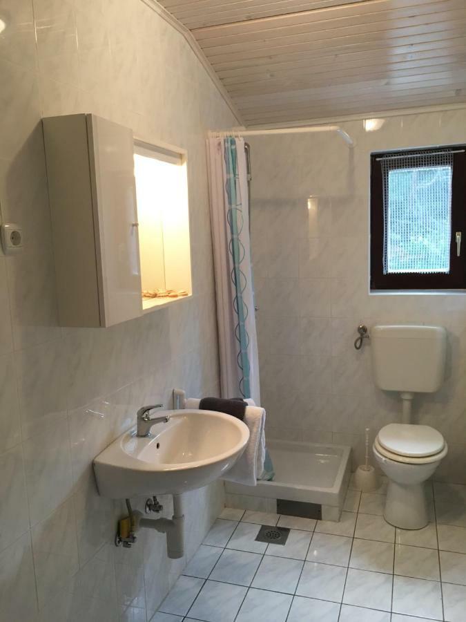 Apartmani Lisac Baška Εξωτερικό φωτογραφία