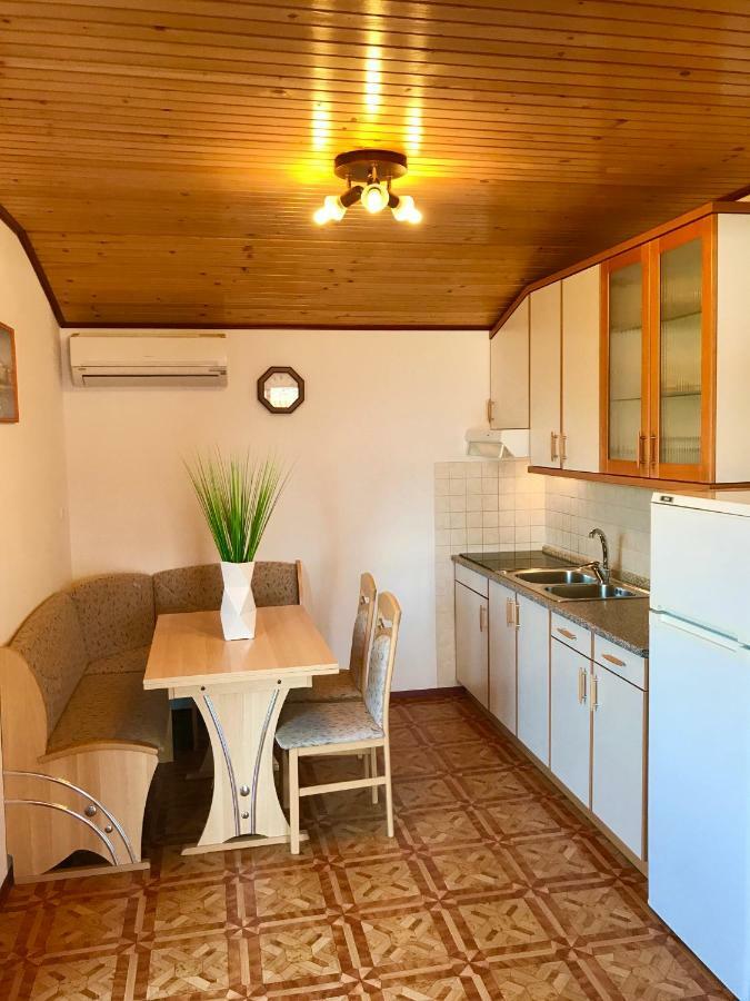 Apartmani Lisac Baška Εξωτερικό φωτογραφία