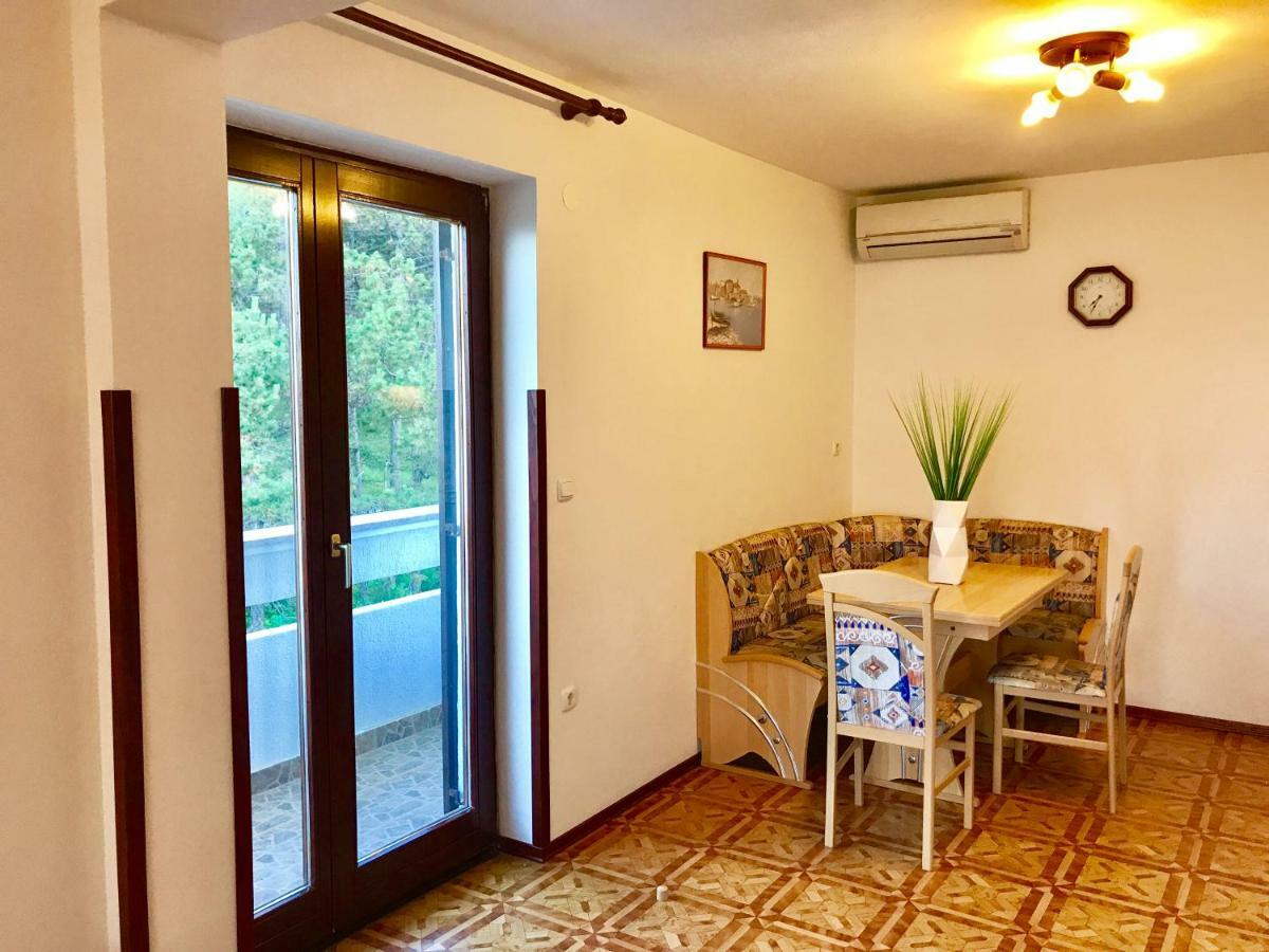 Apartmani Lisac Baška Εξωτερικό φωτογραφία